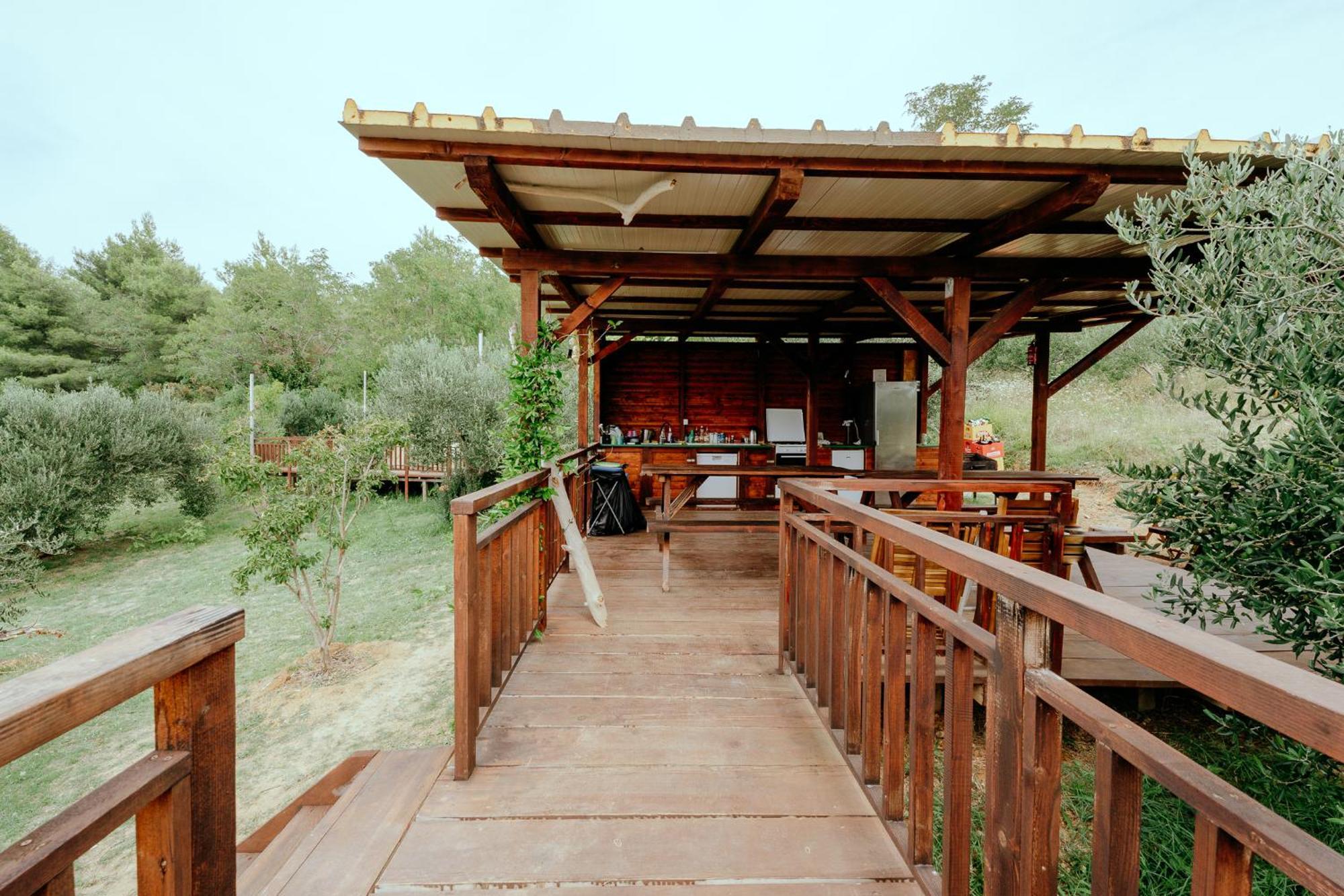 Campo de lujo Glamping Bell Tent Robinson Ljubač