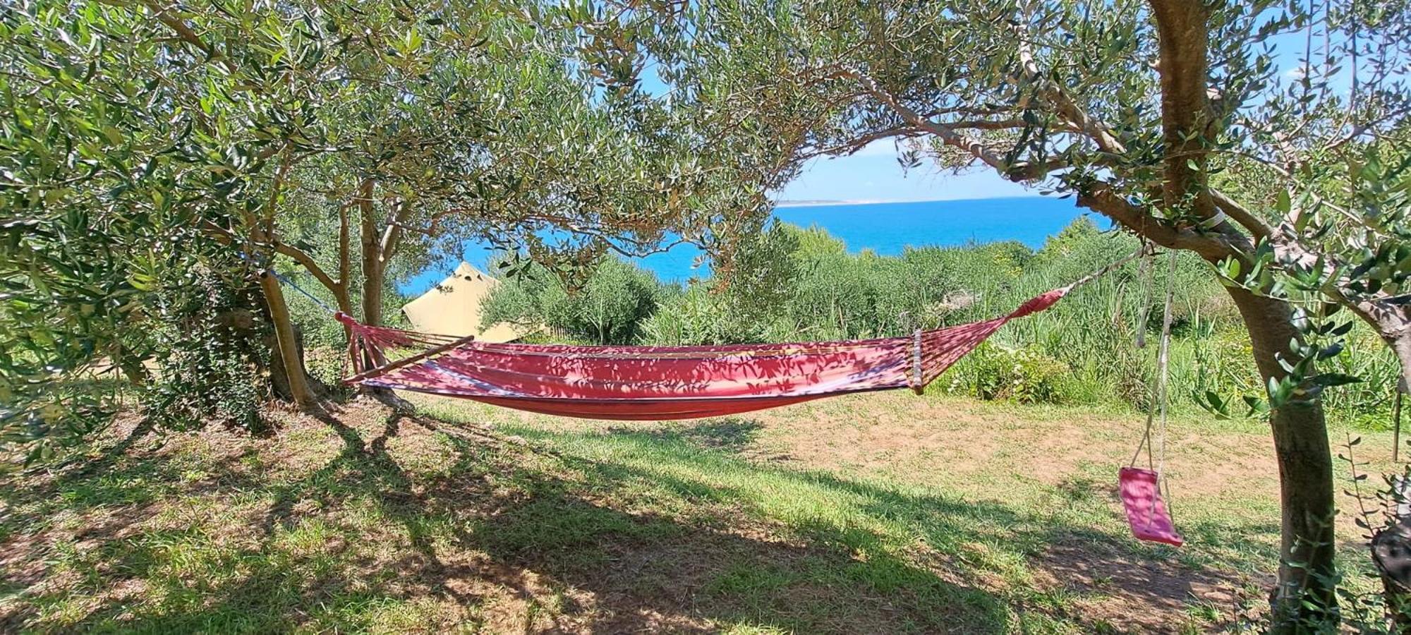 Campo de lujo Glamping Bell Tent Robinson Ljubač